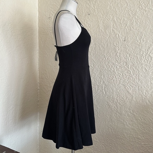 Express Black Strappy Skater Dress NWT Small - Picture 7 of 9